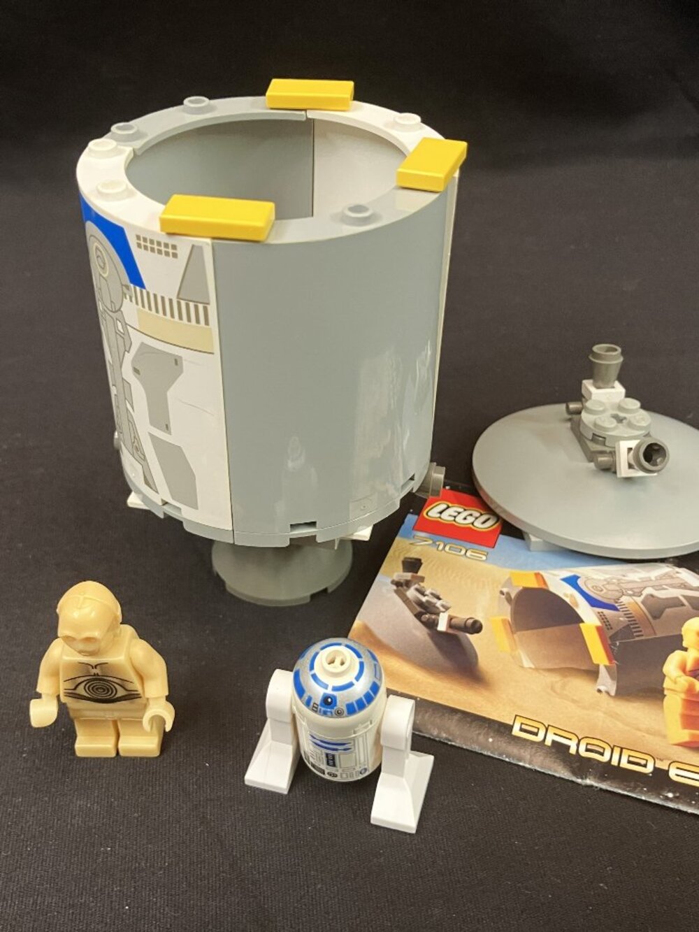 #7106 - Star Wars Droid Escape Pod with Instruction Booklet - 2001